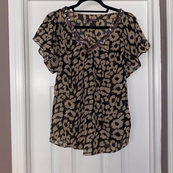 EXPRESS Cheetah Print Blouse - MEDIUM - Picture 1 of 4